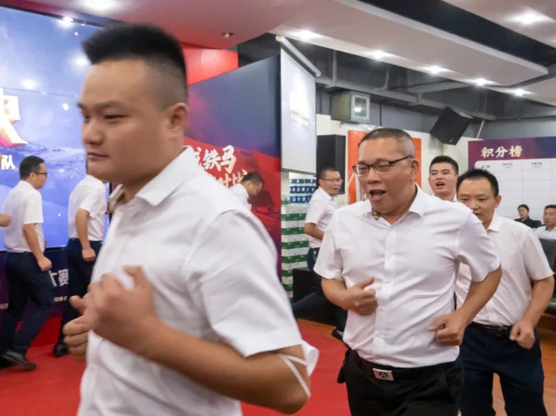 燃！“金戈鐵馬 英雄對(duì)戰(zhàn)”強(qiáng)輝營(yíng)銷PK賽正式開啟(圖15)